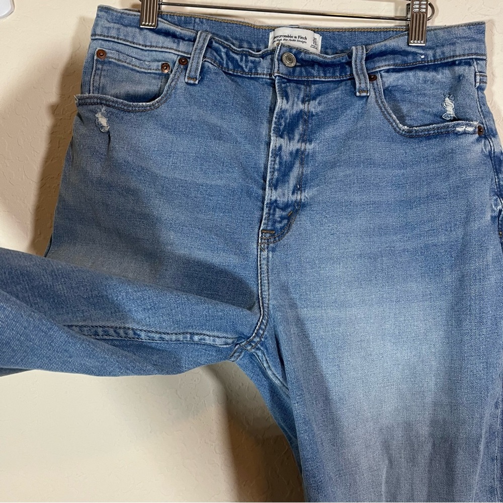 Abercrombie & Fitch Ultra High Rise Ankle Straight Curve Love Jeans Size 12 / 31 - Picture 8 of 11